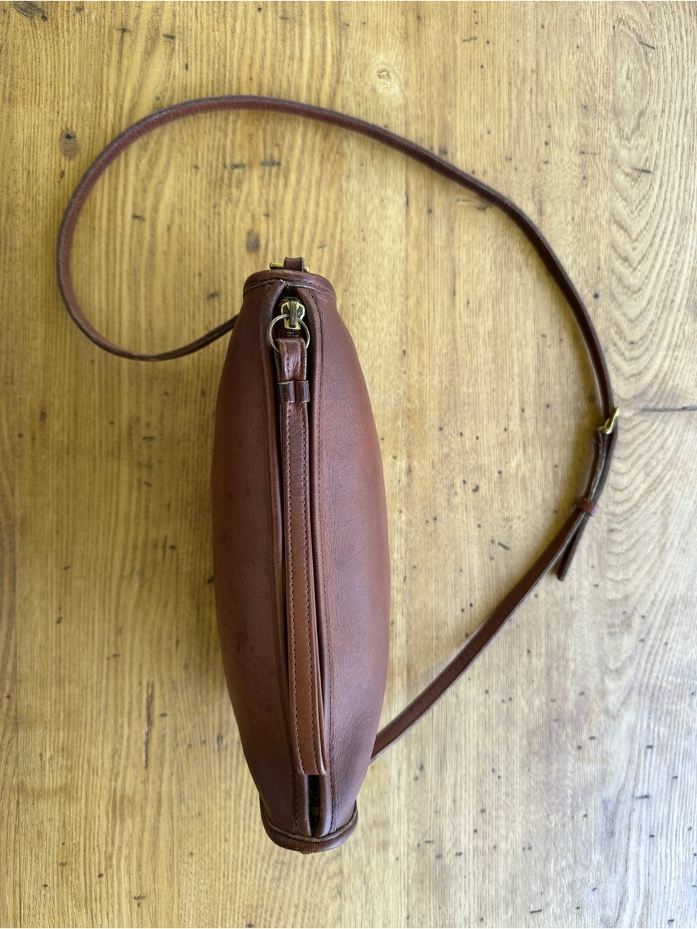 Vintage Coach Mitchell Zip 9968 - Picture 10 of 11